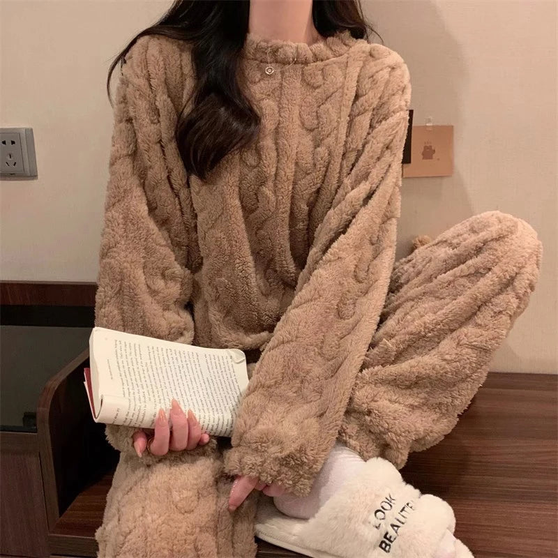 Conjunto de pijama cálido de terciopelo suave de invierno para mujer, ropa de dormir a rayas minimalista lisa, ropa de dormir cómoda para mujer, nuevo