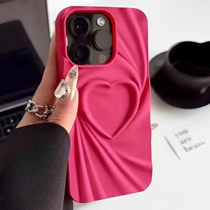Funda de silicona con diseño de corazón 3D y pliegues para iPhone 15, 14, 13, 16 Pro Max Plus, 17, 12 y 11 Pro Max, suave y completa.