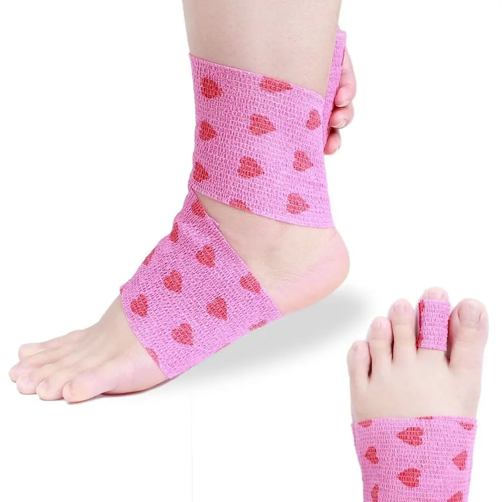 Vendaje elástico transpirable de 4,5 m con estampado de corazón, color rosa, ideal para rodillas y ropa deportiva.