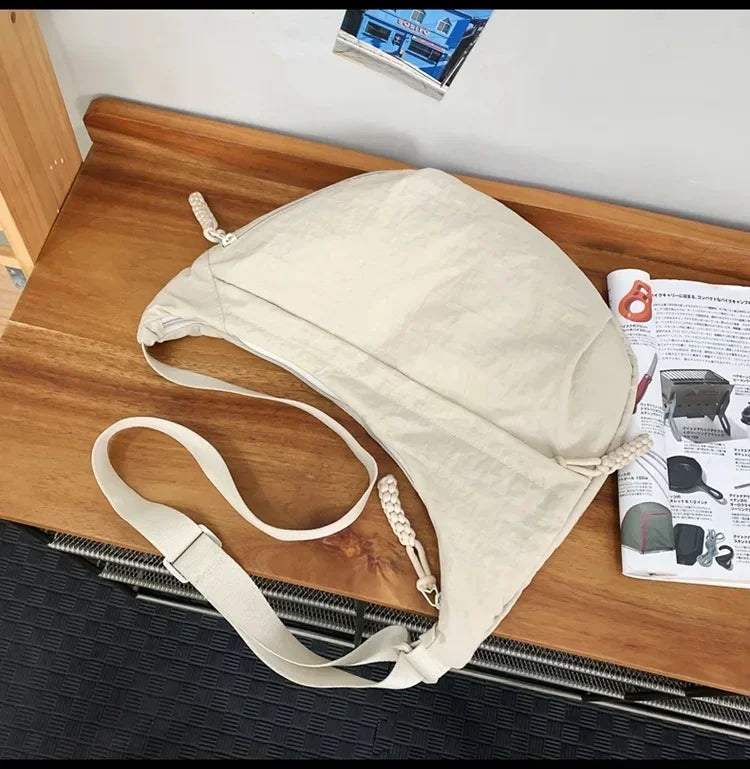 Bolso de hombro de tela suave para mujer, moderno, de color liso, estilo informal, para estudiantes, grande, tipo bandolera