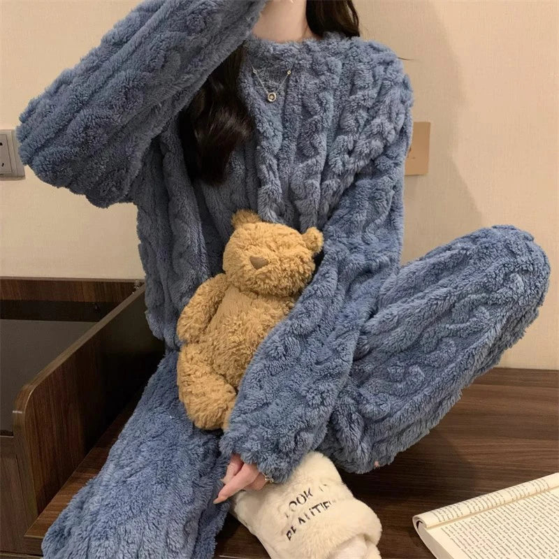 Conjunto de pijama cálido de terciopelo suave de invierno para mujer, ropa de dormir a rayas minimalista lisa, ropa de dormir cómoda para mujer, nuevo