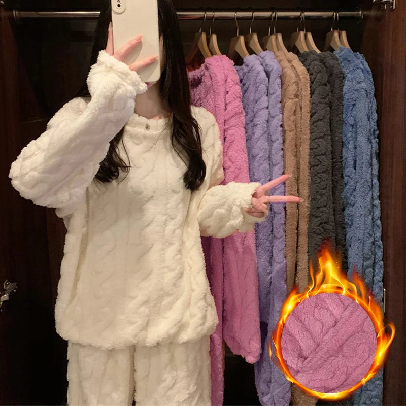 Conjunto de pijama cálido de terciopelo suave de invierno para mujer, ropa de dormir a rayas minimalista lisa, ropa de dormir cómoda para mujer, nuevo